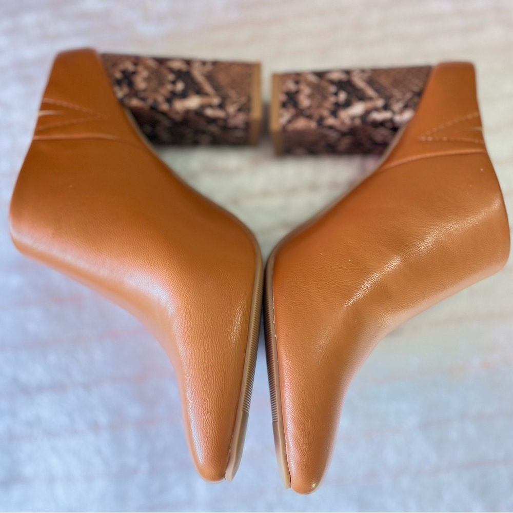 Women's booties - Picture 3 of 6